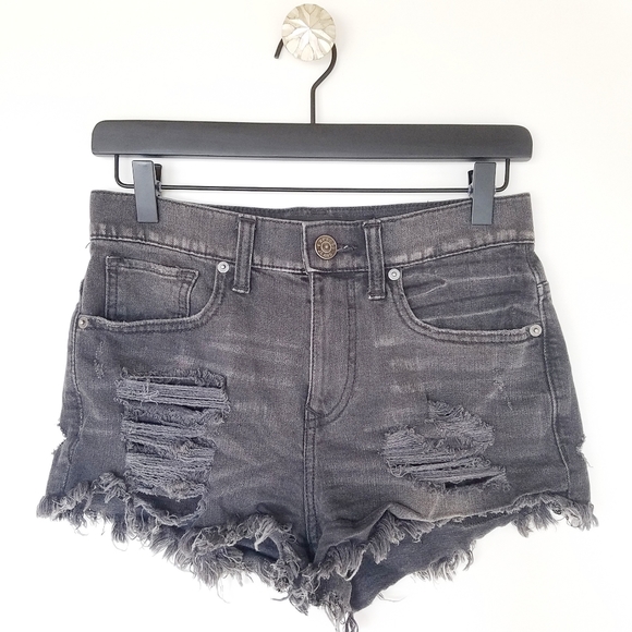 EXPRESS Black Distressed Denim Jeans cut off shorts raw hem Size 2 - Picture 1 of 4